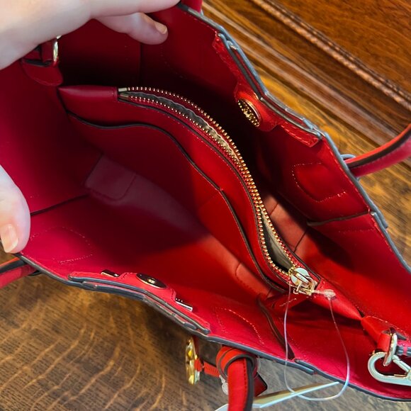 MICHAEL KORS Bright Red Leather Crossbody - Picture 8 of 14